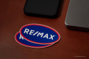 oval-matte-gloss-calendered-vinyl-sticker-label-sign-oval-navy-blue-red-grey-cmyk-ink-glosy-shiny-remax-rockdesign-image-01
