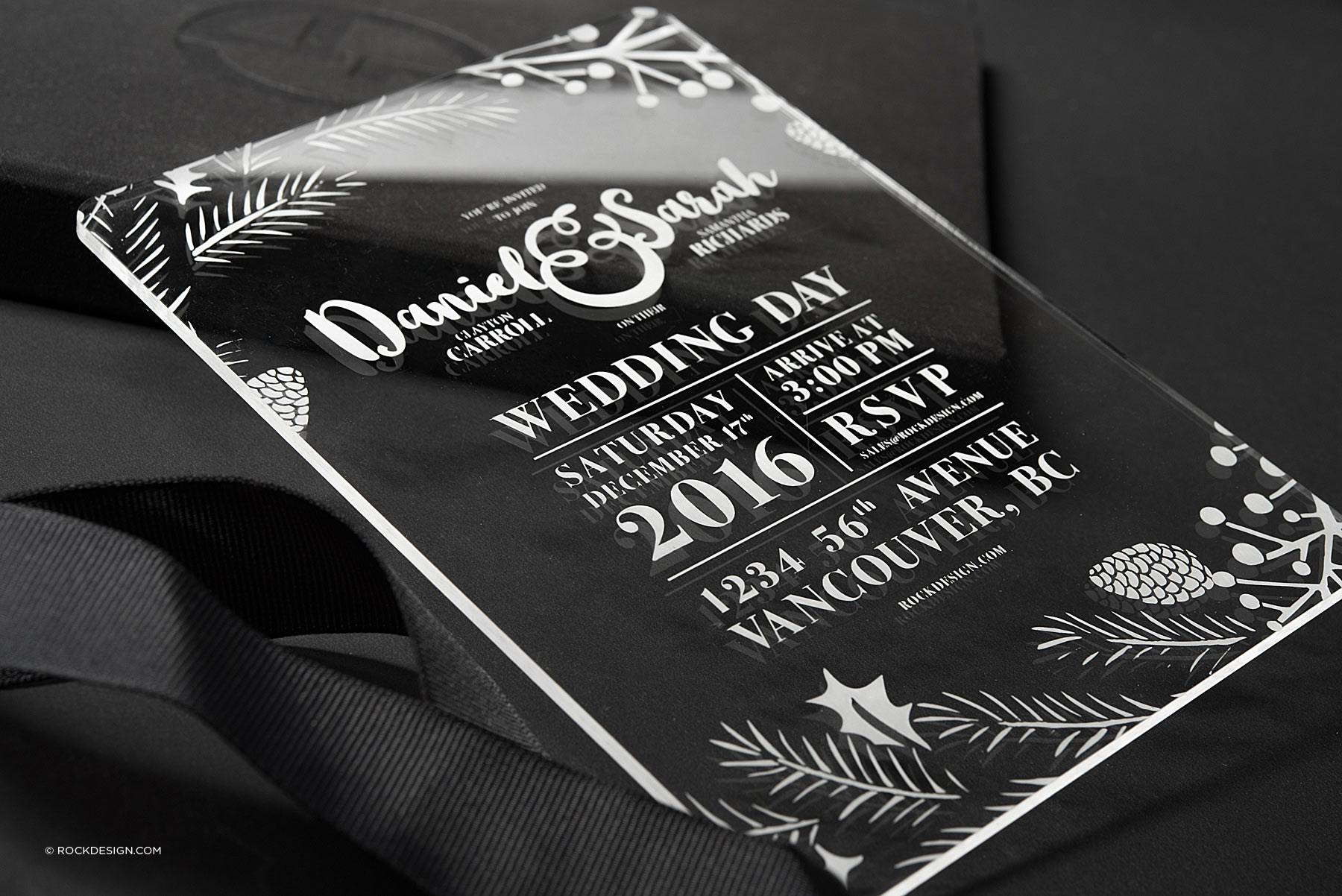 Clear plastic boxes 2025 for invitations