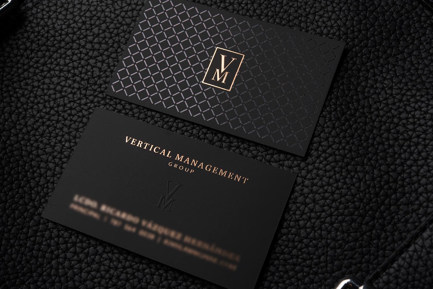 Elegant shop business cards